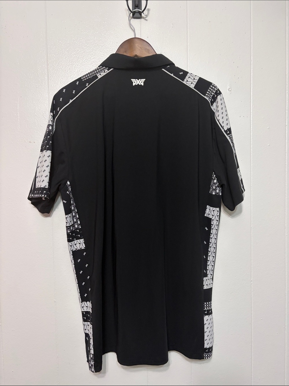 PXG golf shirt, men’s size medium - Picture 4 of 4
